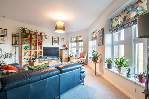 2 bedroom apartment for sale, Kingswood, Wadsley Park Village, Sheffield