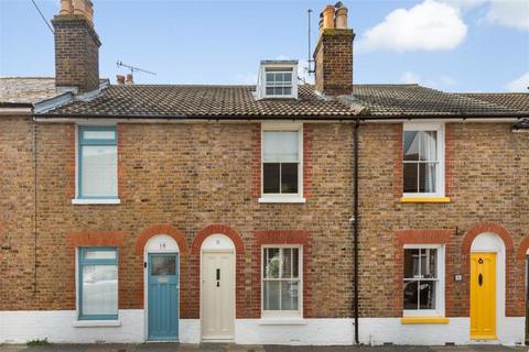 2 bedroom terraced house to rent, Albert Street, Whitstable