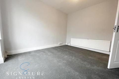 3 bedroom terraced house to rent, Pretoria Road, WATFORD