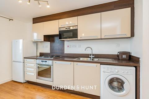 1 bedroom apartment for sale, Cannock Court, Hawker Place, Walthamstow E17