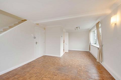 2 bedroom flat to rent, Kent Avenue, London W13