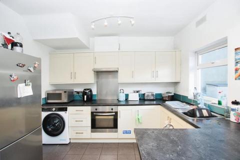 4 bedroom terraced house to rent, Beverley Road, Bristol BS7