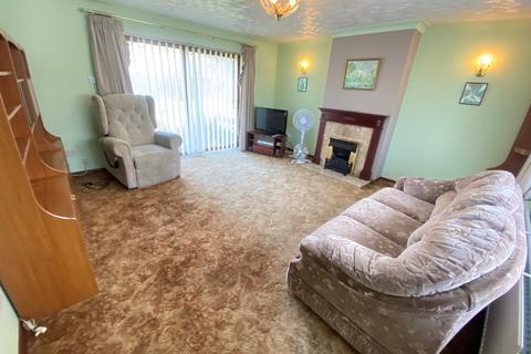 3 bedroom detached house for sale, Cemetery Road, Dunstable LU5