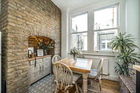 Flat 18, Albert Palace Mansions Lurline Gardens, London, SW11 4DG