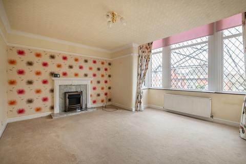 2 bedroom apartment for sale, St Thomas Road, Lytham St Annes, FY8