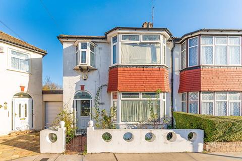 3 bedroom semi-detached house for sale, Dovercourt Avenue, Thornton Heath, CR7