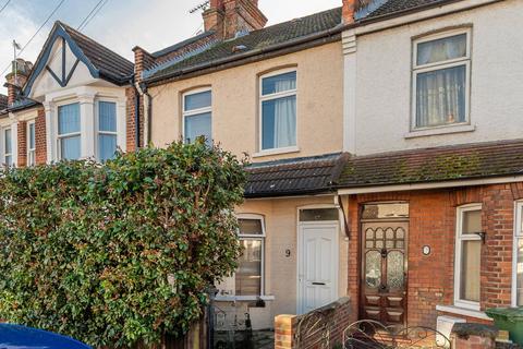 2 bedroom terraced house to rent, Grant Road, Harrow, HA3