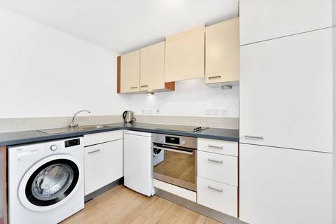 1 bedroom flat to rent, Hooper Street, Aldgate, London, E1