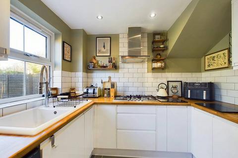 3 Bodiam Close, Berkeley Beverborne, Worcester, WR4 0EL