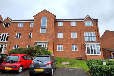 2 bedroom ground floor flat to rent, Guardians Walk, Stourbridge DY8