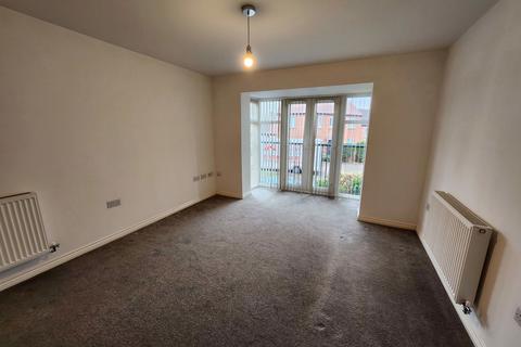 2 bedroom ground floor flat to rent, Guardians Walk, Stourbridge DY8