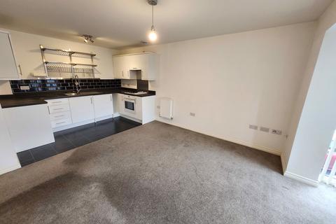 2 bedroom ground floor flat to rent, Guardians Walk, Stourbridge DY8