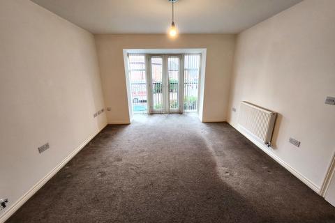 2 bedroom ground floor flat to rent, Guardians Walk, Stourbridge DY8