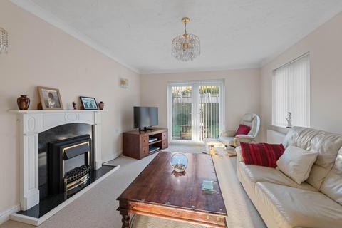 3 bedroom bungalow for sale, Mayflower Close, Fishtoft, Boston, PE21