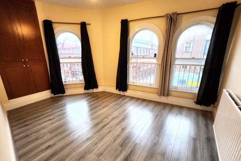 2 bedroom flat to rent, Constitution Hill, Birmingham B19