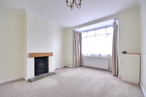 3 bedroom terraced house to rent, Newdigate Road, Harefield, Middlesex, UB9 6EL