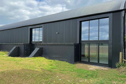 Industrial unit to rent, Showroom & Warehouse, Carrs Lodge, Newstead, Stamford PE9 4SA