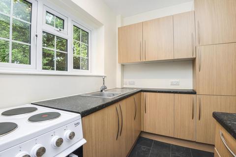 2 bedroom apartment to rent, Drummond Gardens, Christ Church Mount, KT19