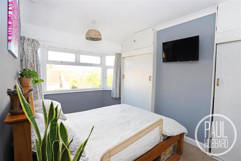 77 Blackheath Road, Lowestoft, NR33 7JF