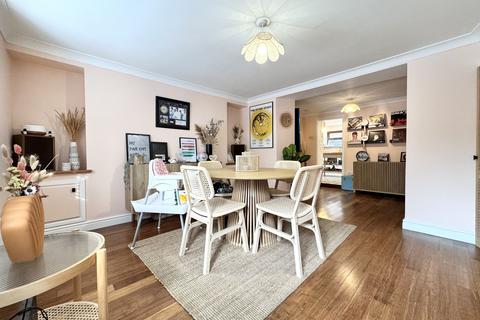 2 - 3 Low Row, Mountain Ash, CF45 4DL