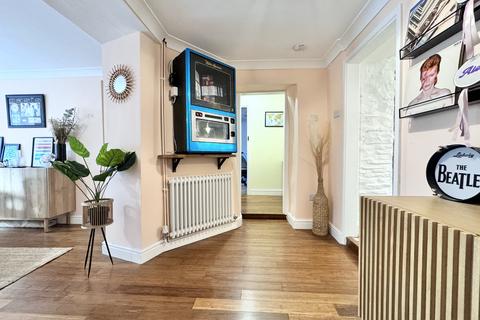 2 - 3 Low Row, Mountain Ash, CF45 4DL