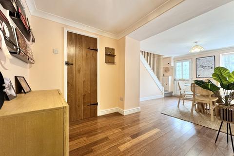 2 - 3 Low Row, Mountain Ash, CF45 4DL