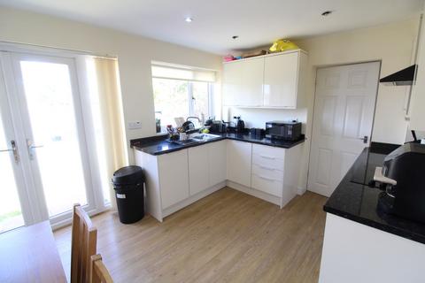 3 bedroom semi-detached house for sale, Apperley Way, Halesowen B63