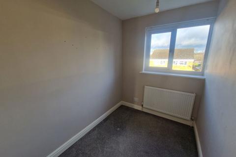 57 Apperley Way, Halesowen, B63 2PY