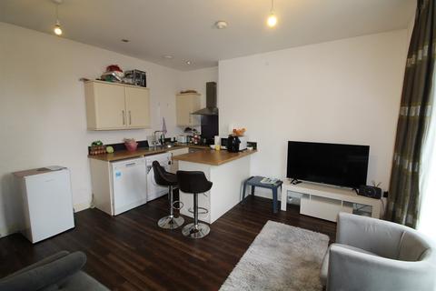 2 bedroom apartment to rent, Parkgate, Oakwood