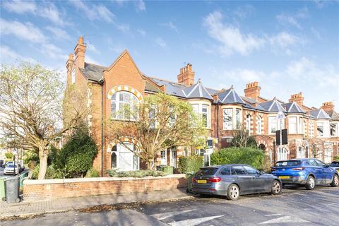 4 bedroom maisonette for sale, Emmanuel Road, London, SW12