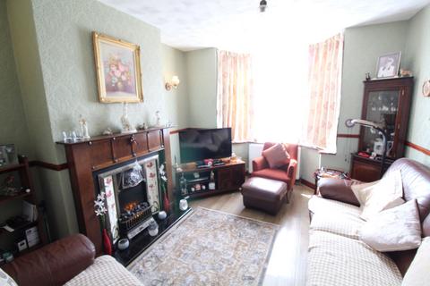 3 bedroom semi-detached house for sale, Mincing Lane, Rowley Regis B65