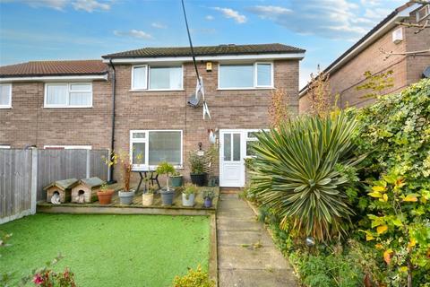 3 bedroom semi-detached house for sale, Gamble Hill Place, Leeds, West Yorkshire