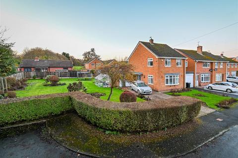 3 bedroom detached house for sale, 16 Meadow Close, Bridgnorth