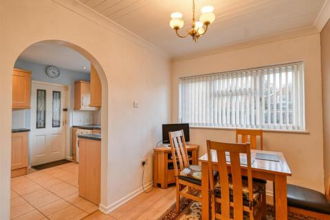 3 bedroom detached house for sale, 16 Meadow Close, Bridgnorth