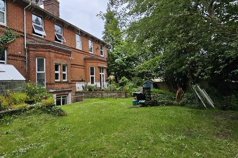 1 bedroom ground floor flat to rent, Corbett Road, Ryde PO33