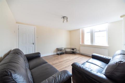 4 bedroom flat to rent, £75pppw, Stanmore Road, Heaton, NE6