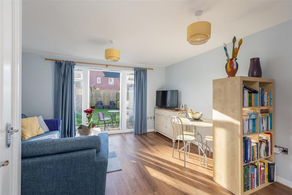 Woodlands Park 91 Reception Room-1.jpg