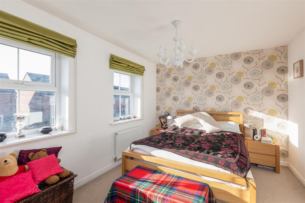 Woodlands Park 91 Bedroom 1-1.jpg