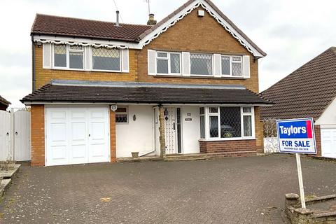 4 bedroom detached house for sale, Brackenfield Road, Halesowen B63