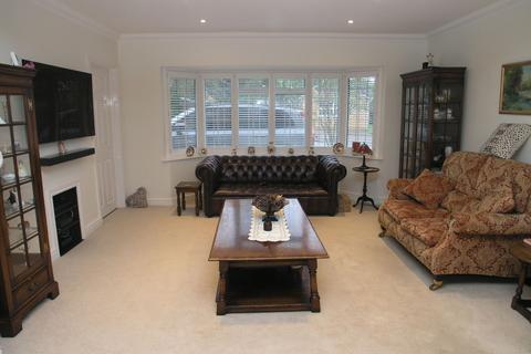 4 bedroom detached house for sale, Longlands Road, HALESOWEN B62