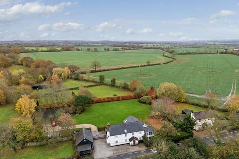 5 bedroom detached house for sale, King Street, High Ongar, CM5