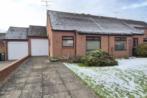 2 bedroom semi-detached bungalow for sale, St. Wulstan Way, Southam, CV47