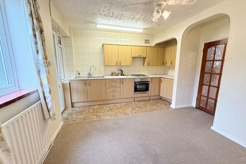 3 bedroom terraced house for sale, Monkspath Close, Shirley