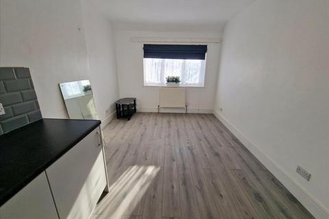 111 Downham Way, Bromley, BR1 5NZ