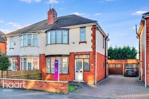 3 bedroom semi-detached house for sale, Carlton Drive, Shelton Lock