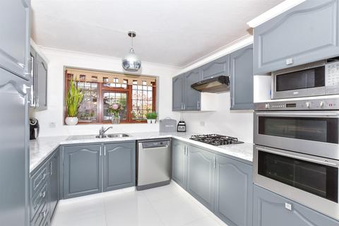 4 bedroom detached house for sale, Roseacre Gardens, Bearsted, Maidstone, Kent