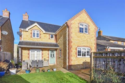 4 bedroom detached house for sale, Station Road, Quainton, Buckinghamshire.