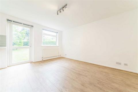 1 bedroom flat to rent, Harrowdene Gardens, Teddington TW11