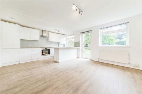 1 bedroom flat to rent, Harrowdene Gardens, Teddington TW11