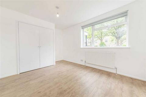 1 bedroom flat to rent, Harrowdene Gardens, Teddington TW11